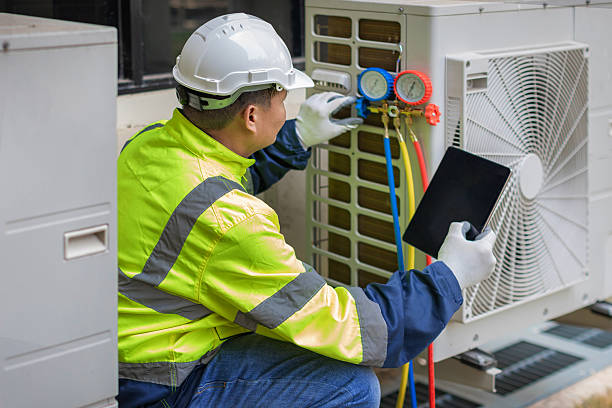 Professional Heat Pump Repair technician working in Millville, DE